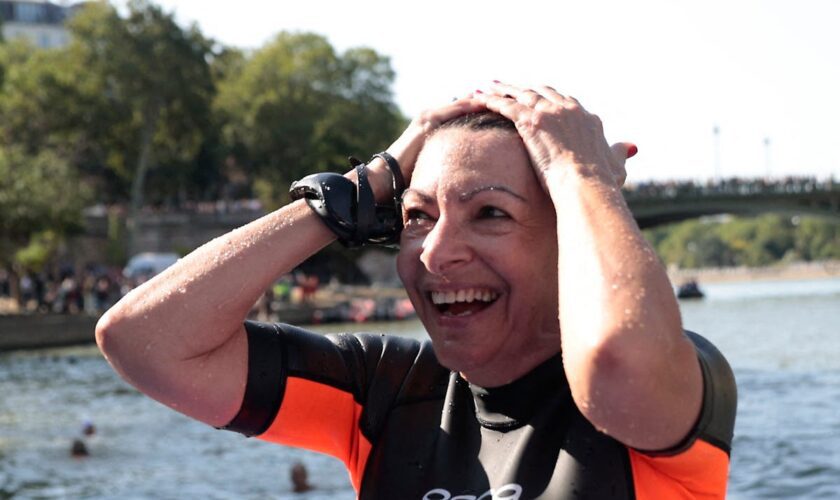 Is the River Seine clean for Olympic swimming? Paris mayor takes a dip to prove a point