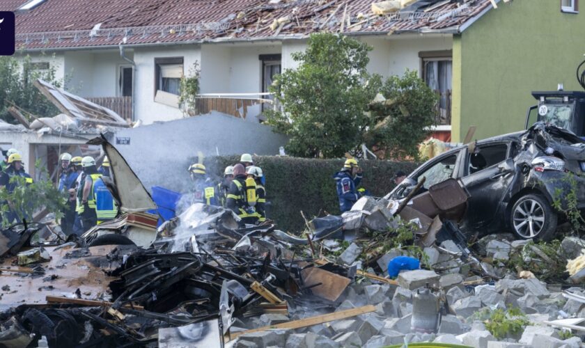 Nach Explosion: Reihenhaus in Memmingen eingestürzt