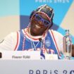 Olympische Spiele 2024: Flavor Flav sponsert die US-Wasserballerinnen