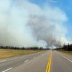 Canada : des feux ravagent le parc national de Jasper, Trudeau appelle plus de 400 pompiers étrangers en renfort