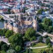 Das Schloss ist das Wahrzeichen von Schwerin. Die einstige Residenz der mecklenburgischen Herzöge soll Weltkulturerbe werden. Fo