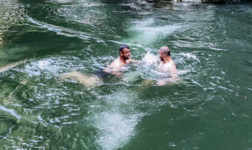 En Colombie, des tours de guet pour sauver une merveille de rivière