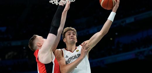 Olympia 2024: Basketball: Wagner-Brüder führen Deutschland zum Auftaktsieg gegen Japan