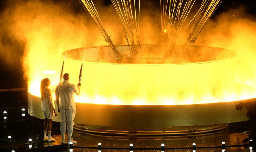 JO de Paris : comment la flamme olympique reste allumée dans cette vasque spectaculaire aux Tuileries