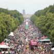 Berlin: Glitzer, Regenbogen und Politik - Tausende feiern fröhlich beim Christopher Street Day