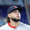 Wilyer Abreu of Red Sox nearly makes catch of the year, crashing into seats during home run robbery try