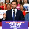 J. D. Vance, colistier de Donald Trump, ironise après avoir qualifié Kamala Harris de « femme à chat »