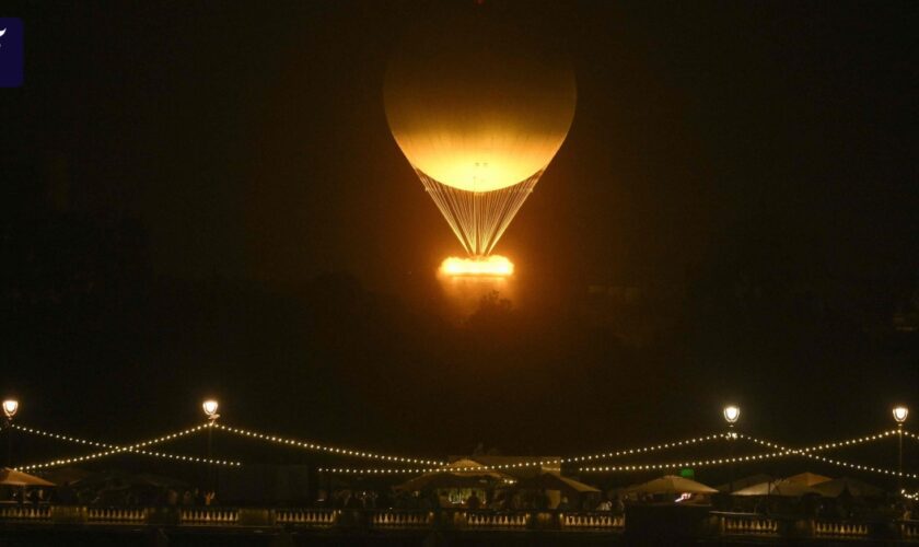 Ballon als Attraktion: So funktioniert das olympische Feuer über Paris