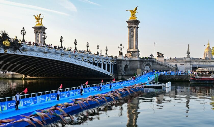 JO : l’eau de la Seine trop polluée, le premier entraînement de triathlon annulé