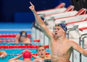 Olympia 2024 - Schwimmen: Léon Marchand holt Gold und erhält Anruf von Präsident Macron