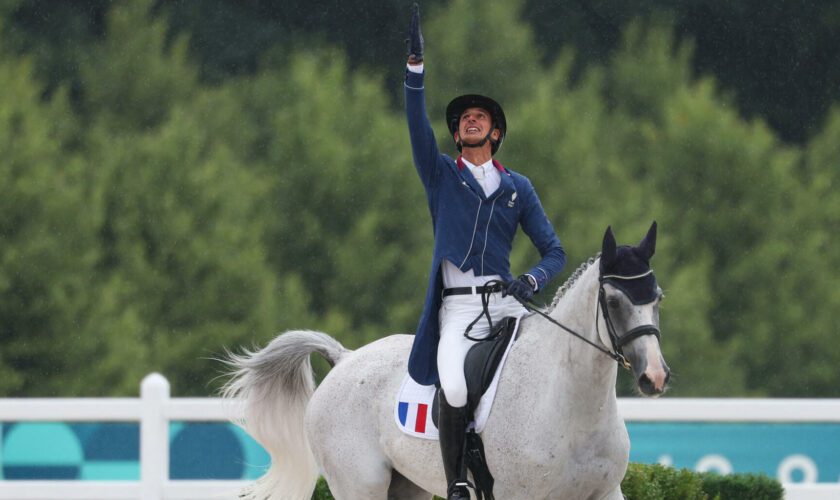 JO Paris 2024 : L’équipe de France d’équitation remporte la médaille d’argent lors du concours complet