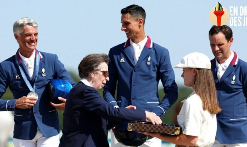 "C’est historique" : comment les cavaliers français ont conquis la médaille d'argent aux JO de Paris