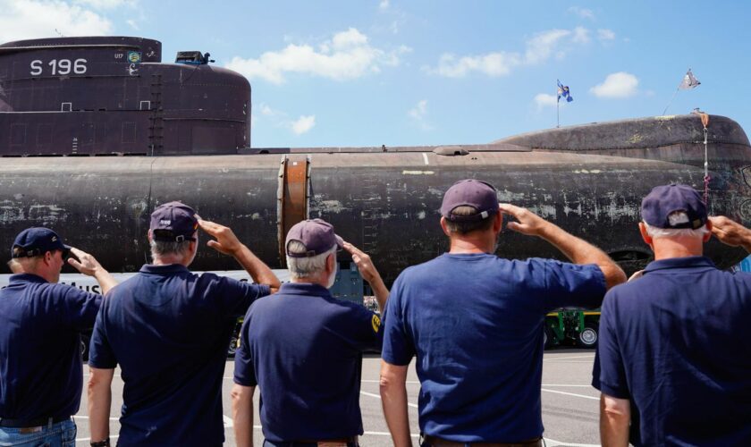 Von Bundeswehr ausgemustert: U-Boot ein Jahr durch Deutschland transportiert: Die letzte Reise der U17