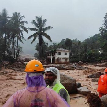 En Inde, des glissements de terrain font des dizaines de morts et de nombreux blessés