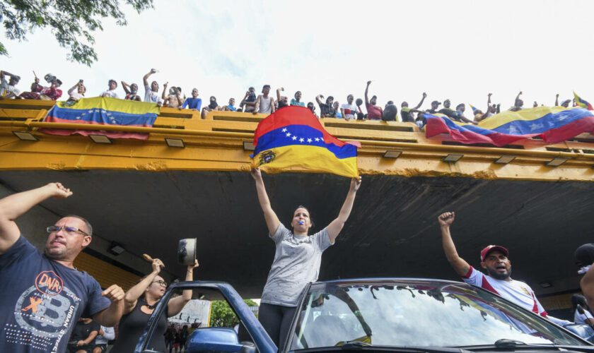 Présidentielle au Venezuela : un mort dans les manifestations après la réélection de Nicolas Maduro