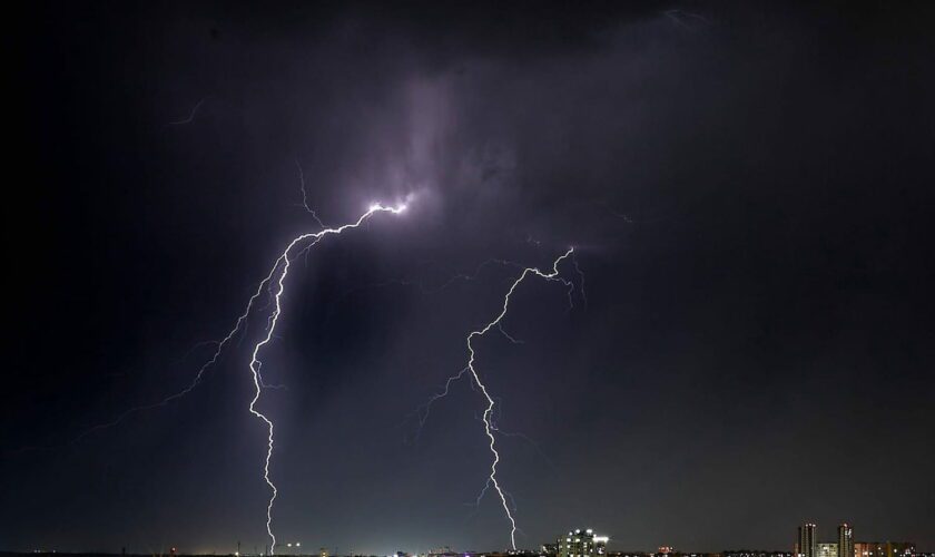 Alerte aux orages : un épisode violent attendu, 11 départements en vigilance