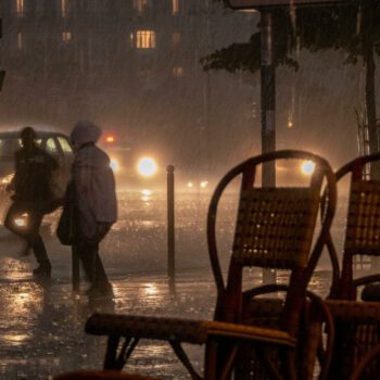 Météo à Paris : pluies intenses, grêle, orage… Voici ce à quoi devrait ressembler le temps ce soir