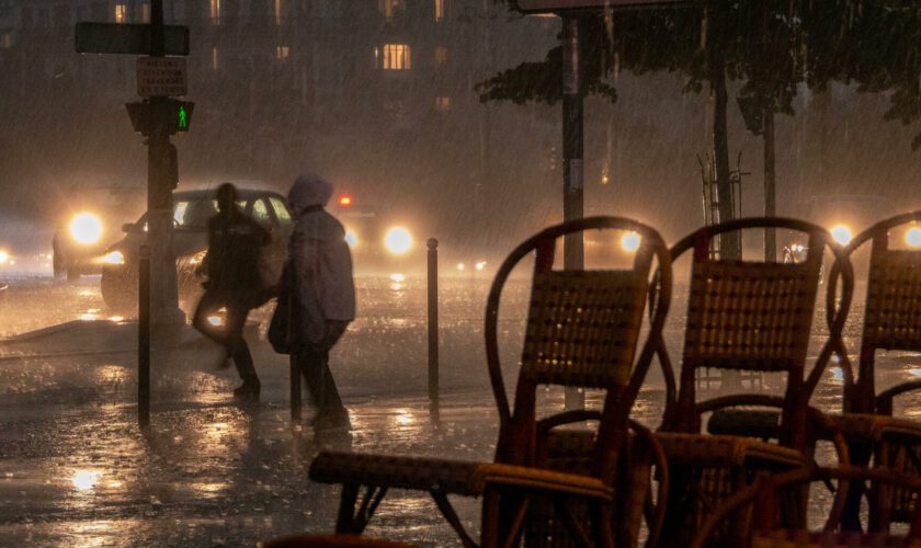 Météo à Paris : pluies intenses, grêle, orage… Voici ce à quoi devrait ressembler le temps ce soir