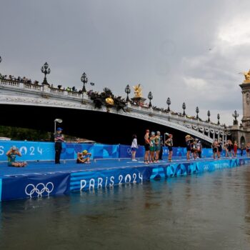 Olympics 2024 LIVE: Triathlon decision made as Beth Potter and Alex Yee chase gold for Team GB