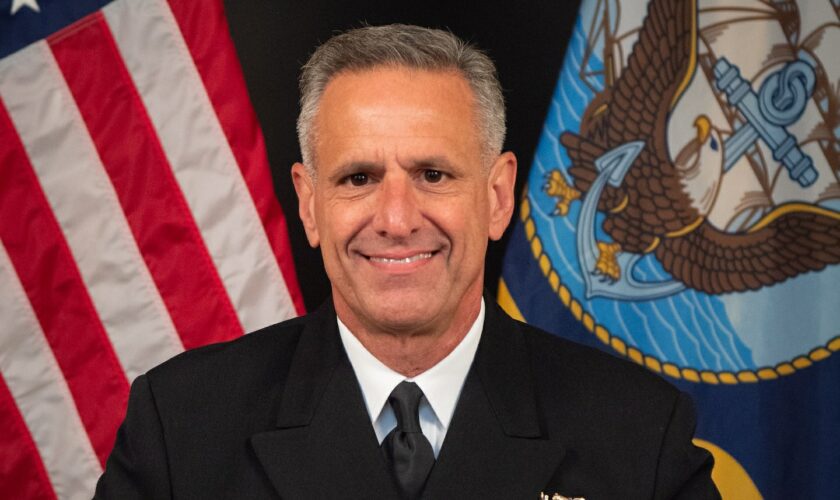 Admiral’s romance with Pentagon official could be central in bribery case