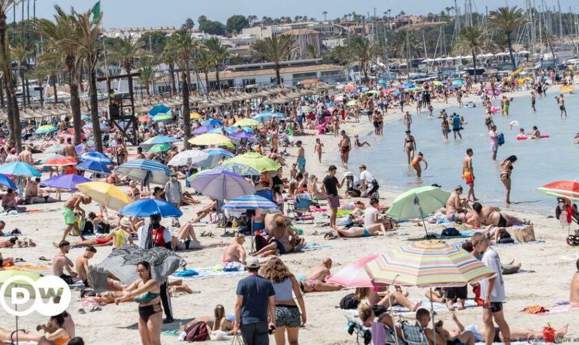 Barcelona to up tourist tax as Mallorca push for visitor cap