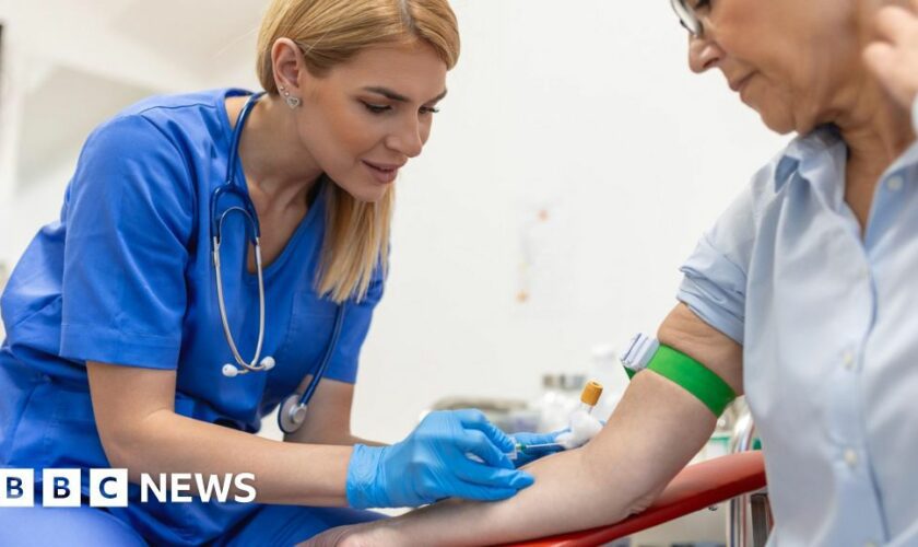 Blood stocks drop to 'unprecedentedly low levels'