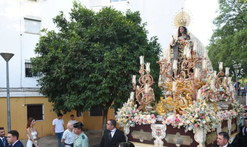 Comienzan las procesiones del Carmen en Sevilla