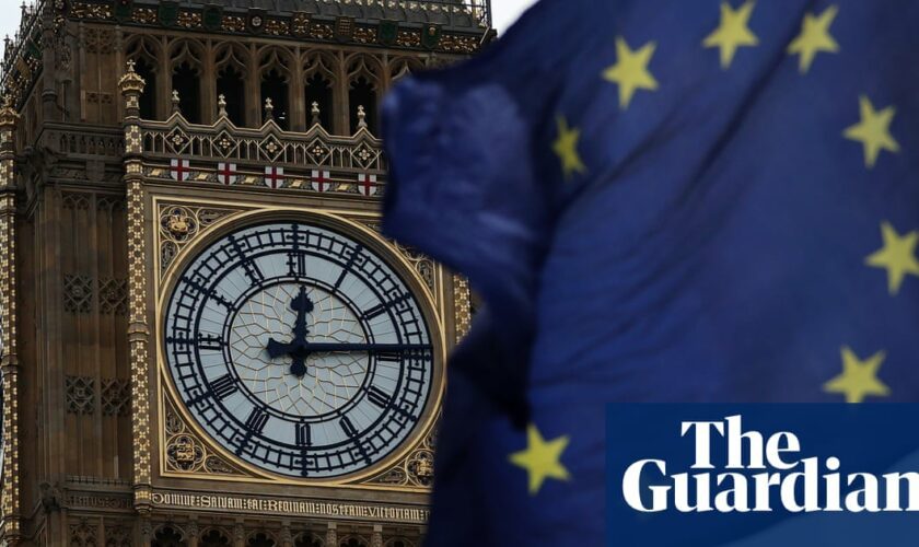 Courts place UK’s post-Brexit scheme for EU citizens at risk, experts warn