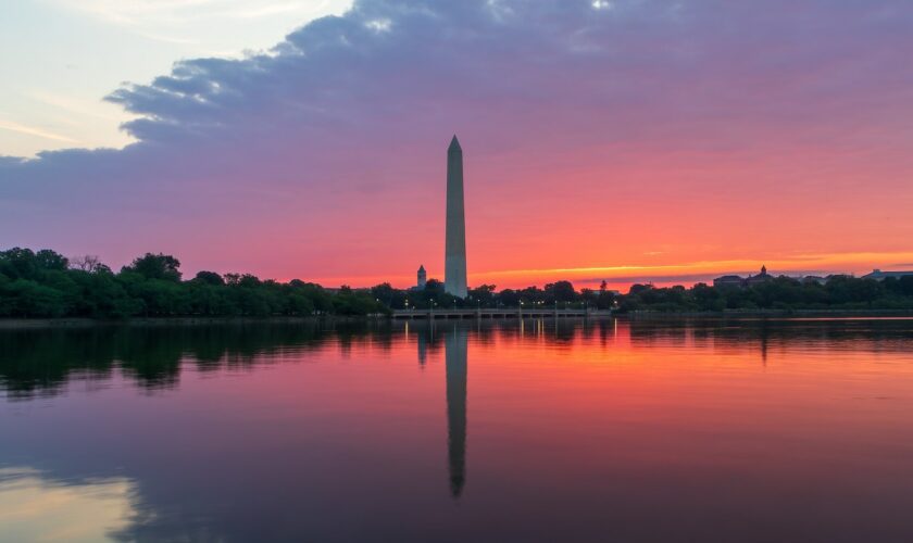 D.C.-area forecast: Beautifully bright and a touch warmer today. Late-week heat on the way.