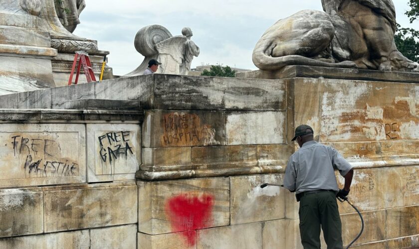 D.C. cleans up vandalism and graffiti in wake of anti-Netanyahu protests