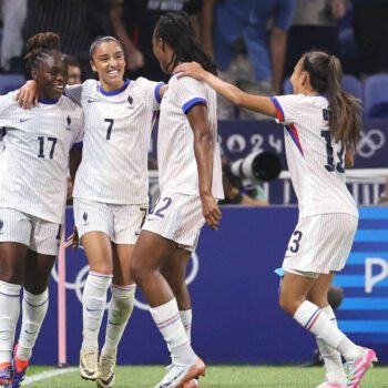 DIRECT. Nouvelle-Zélande - France : dominatrices, les Bleues libérées par Katoto