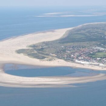 Auf der Nordseeinsel Borkum ist eine große Menge Drogen entdeckt worden. Foto: Sina Schuldt/dpa