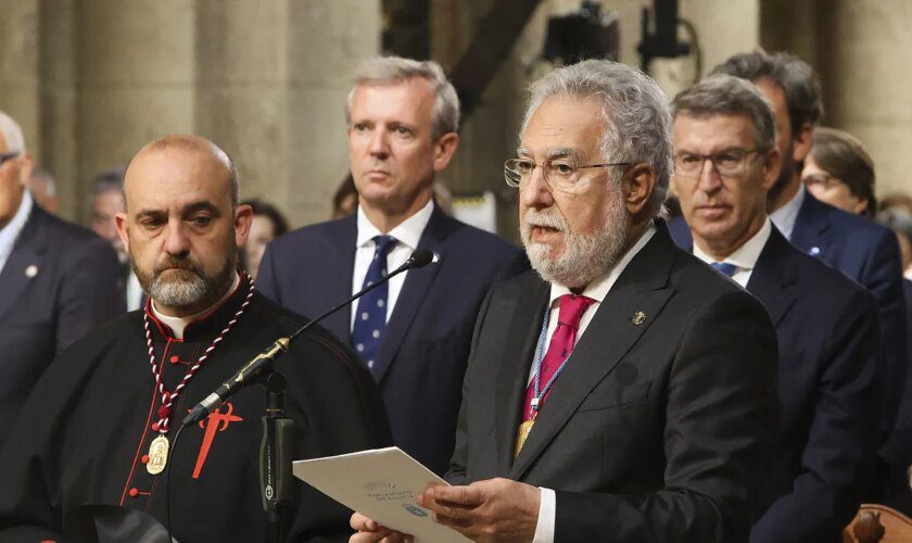 El PP gallego implora al Apóstol para que la ideología y la lengua "jamás" sean factores "de ruptura"