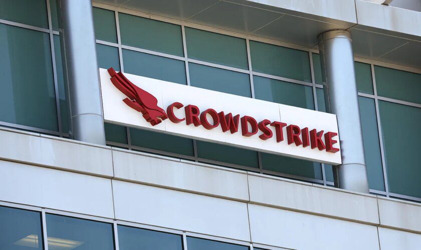 El fallo de CrowdStrike afectó a 8,5 millones de ordenadores en todo el planeta