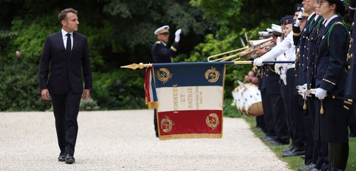 Experte Heisbourg nach Frankreich-Wahl: Mögliche dramatische Auswirkungen auf die internationalen Beziehungen