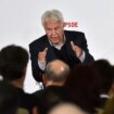 Felipe González se suma a las críticas de los barones del PSOE a la cesión de la soberanía fiscal a Cataluña