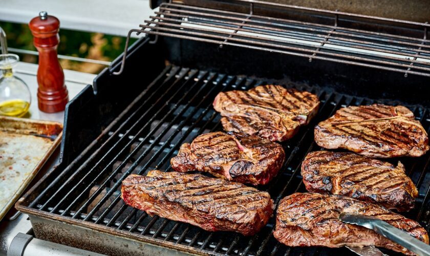 How to grill steak for the best flavor and texture, no matter the cut