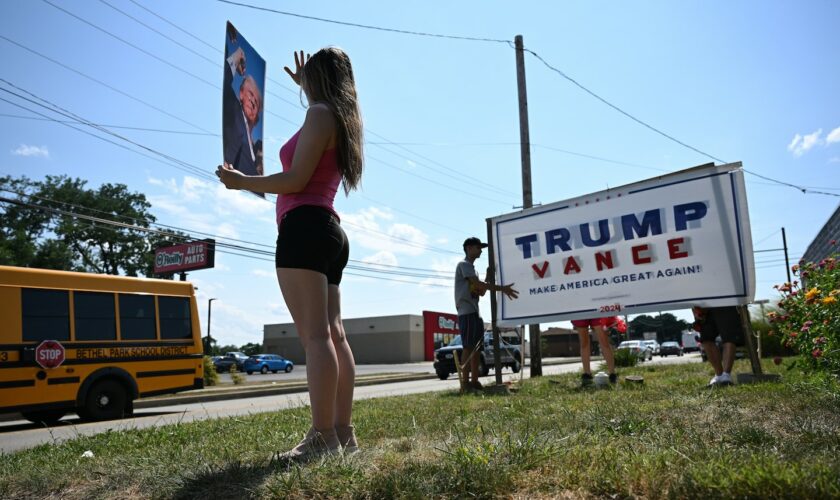 Investigators raced to crack into phone used by Trump rally gunman