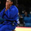 JO - Judo (F) : fauchée en plein vol, Sarah-Léonie Cysique sauve la médaille de bronze