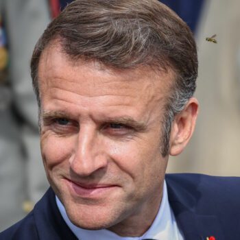 JO Paris 2024 : Emmanuel Macron se baignera dans la Seine, mais « pas forcément » avant les Jeux