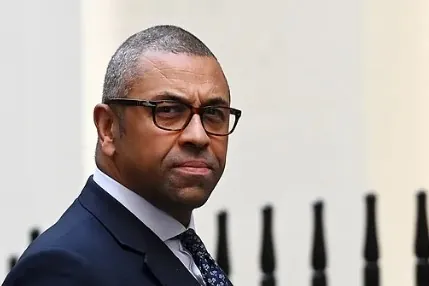 James Cleverly abre el fuego del liderazgo del Partido Conservador en Reino Unido