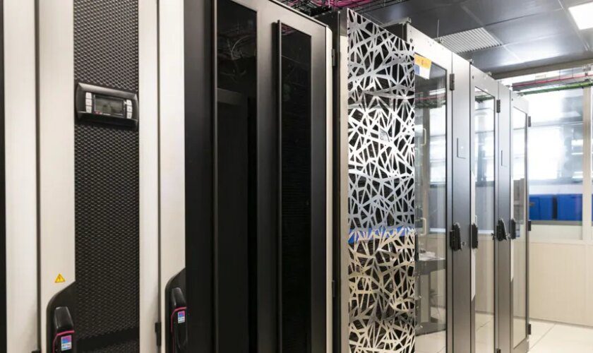 La Universidad Politécnica de Valencia presenta su nuevo sistema de supercomputación