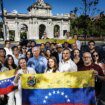 La esperanza del cambio en Venezuela reina en el exilio español