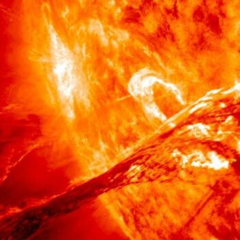 La supertormenta solar del mes de mayo provocó que miles de satélites se hundieran hacia la Tierra