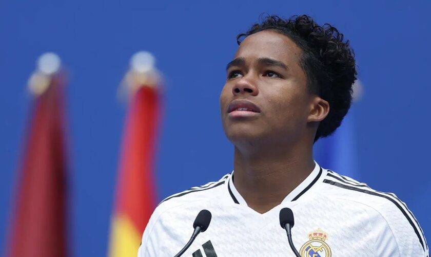 Las lágrimas de Endrick en su presentación como nuevo jugador del Real Madrid: "Siempre he sido fan y hoy voy a jugar aquí"