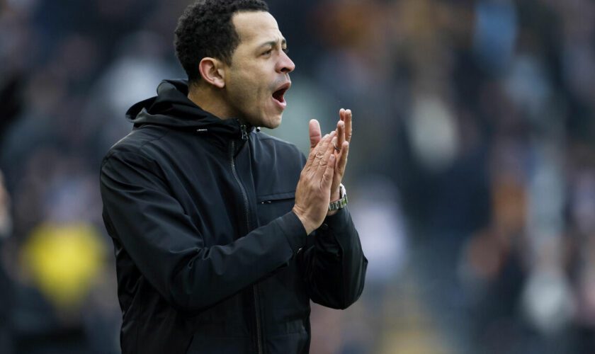 Ligue 1 : Strasbourg proche de recruter l’entraîneur anglais Liam Rosenior