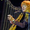 Loreena McKennitt: «Internet está dañando nuestras relaciones»