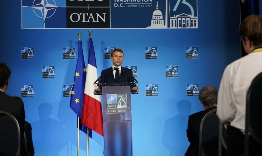 Macron promet la continuité dans la politique étrangère de la France