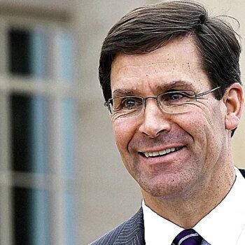 Mark Esper, secretario de Defensa con Donald Trump: "Vance pertenece a una nueva generación, que es lo que la gente quiere"