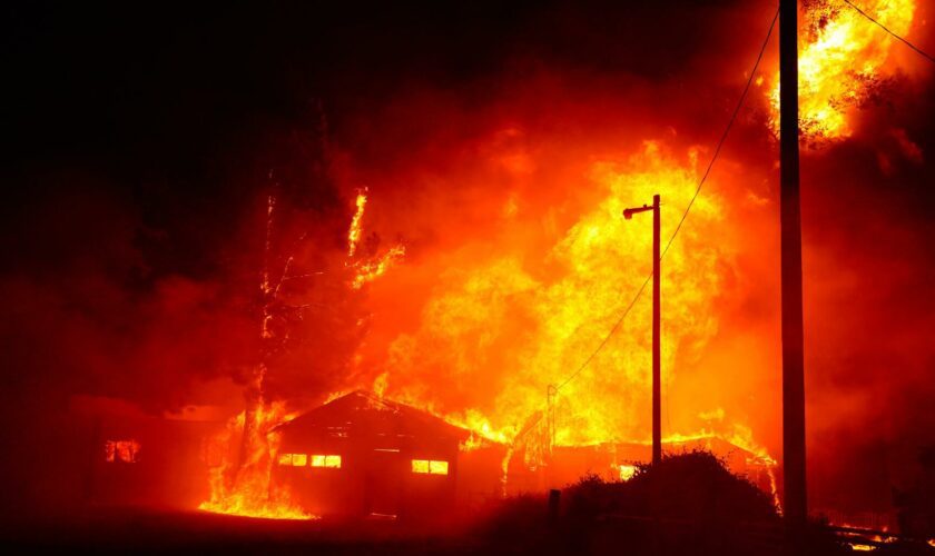 Méga feu en Californie : l’incendie « Park Fire » est déjà tristement historique pour la région